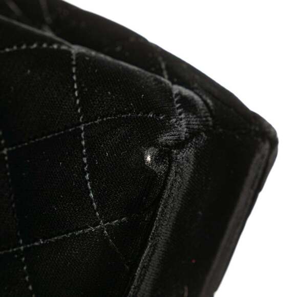 CHANEL Black Logo Bag - Picture 4 of 14